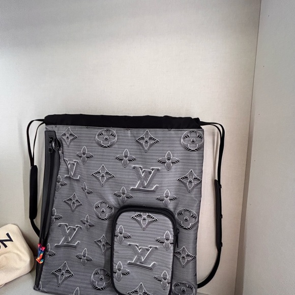Pre Loved Louis Vuitton Black Backpack - Picture 6 of 8